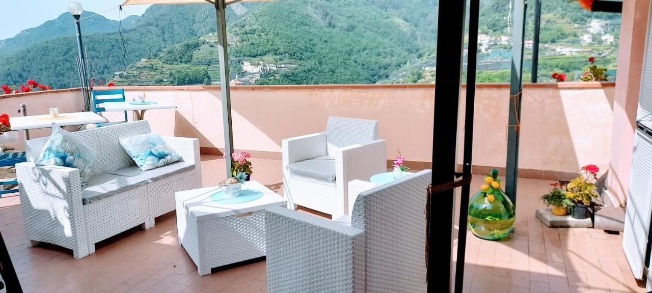 Hotel Affittacamere Novella Tramonti Exterior foto